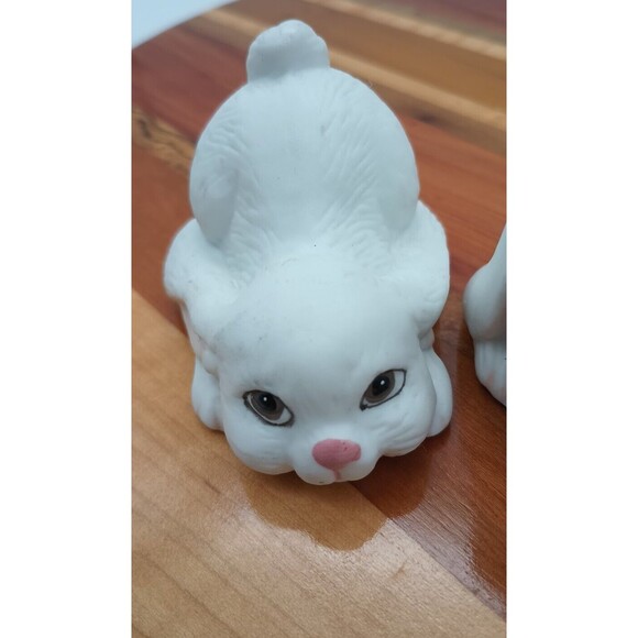 Vtg Trio Of White Bunny Figurines Long Ears Sleepy Cute Easter Spring Cute - Picture 2 of 7